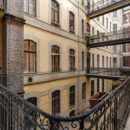3br Loft Heart Of Bp Sleeps 8 Apartmán