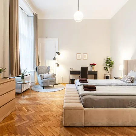 3br Loft Heart Of Bp Sleeps 8 Apartmán