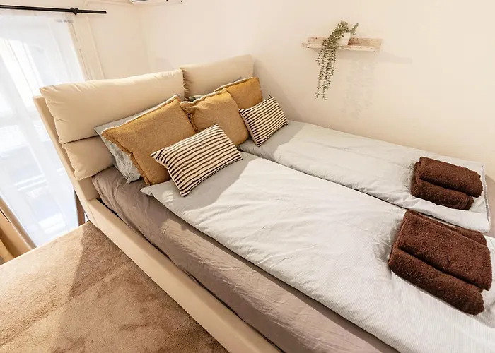 3br Loft Heart Of Bp Sleeps 8 *