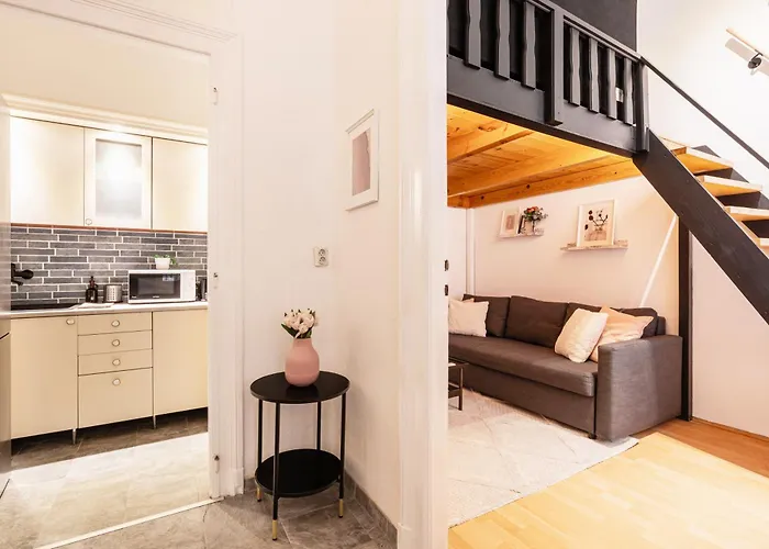 3br Loft Heart Of Bp Sleeps 8 * Budapest