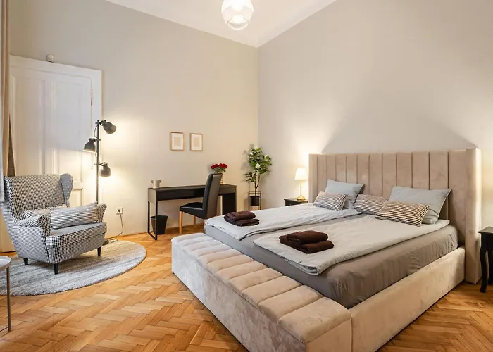 3br Loft Heart Of Bp Sleeps 8 * Budapest